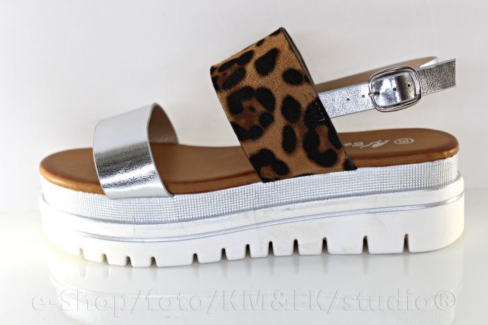 Dámske sandále leopardie na platforme