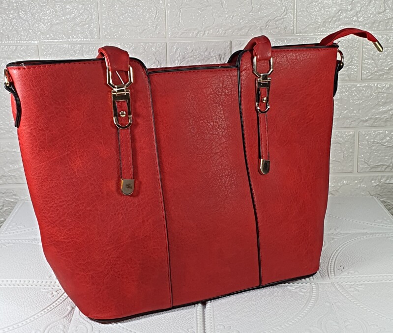 Červená dámska kabelka 